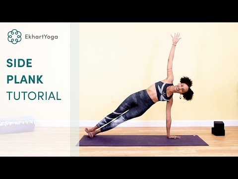 Side plank (Vasisthasana) tutorial and variations with Laia Bové